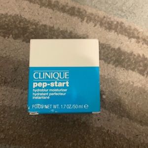 Clinique Pep-Start Hydroblur Moisturizer